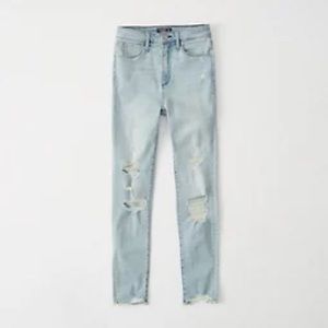 Abercrombie & Fitch High Rise Ankle Jeans